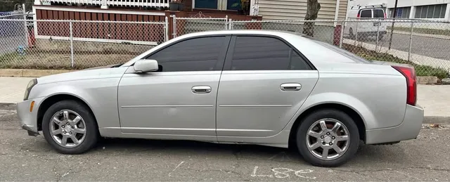 2005 Cadillac CTS Luxury Collection