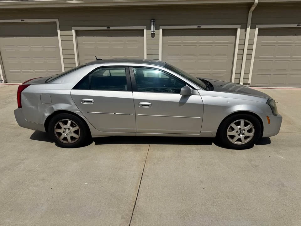 2005 Cadillac CTS 1st Gen - Image 5 of 10