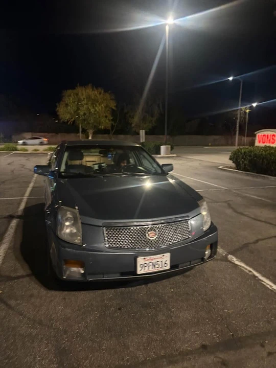 2005 Cadillac CTS 1st Gen - Image 2 of 3