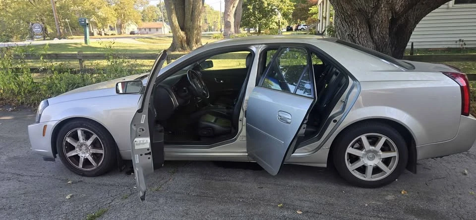 2005 Cadillac CTS 1st Gen - Image 6 of 8