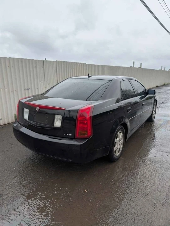 2005 Cadillac CTS 1st Gen - Image 2 of 8