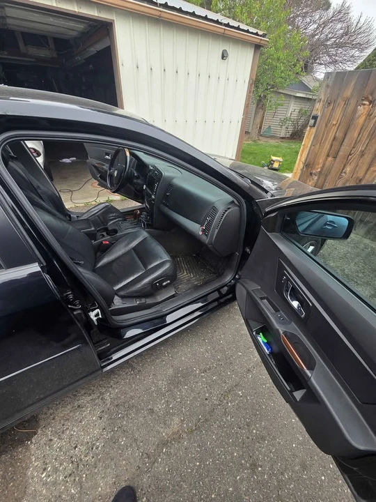 2005 Cadillac CTS 1st Gen - Image 10 of 18