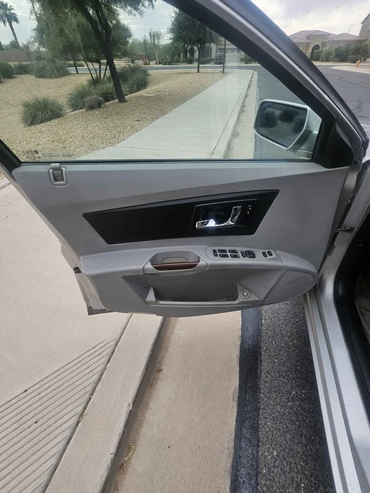 2005 Cadillac CTS 1st Gen - Image 6 of 11