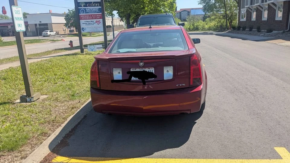 2005 Cadillac CTS 1st Gen - Image 2 of 3