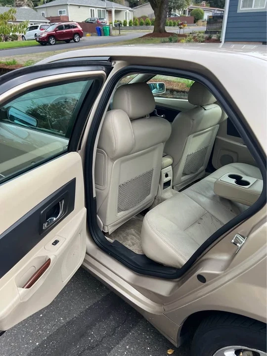2005 Cadillac CTS 1st Gen - Image 9 of 10