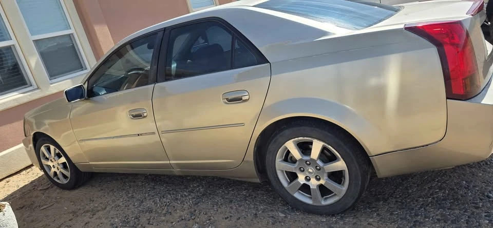 2005 Cadillac CTS 1st Gen - Image 9 of 11