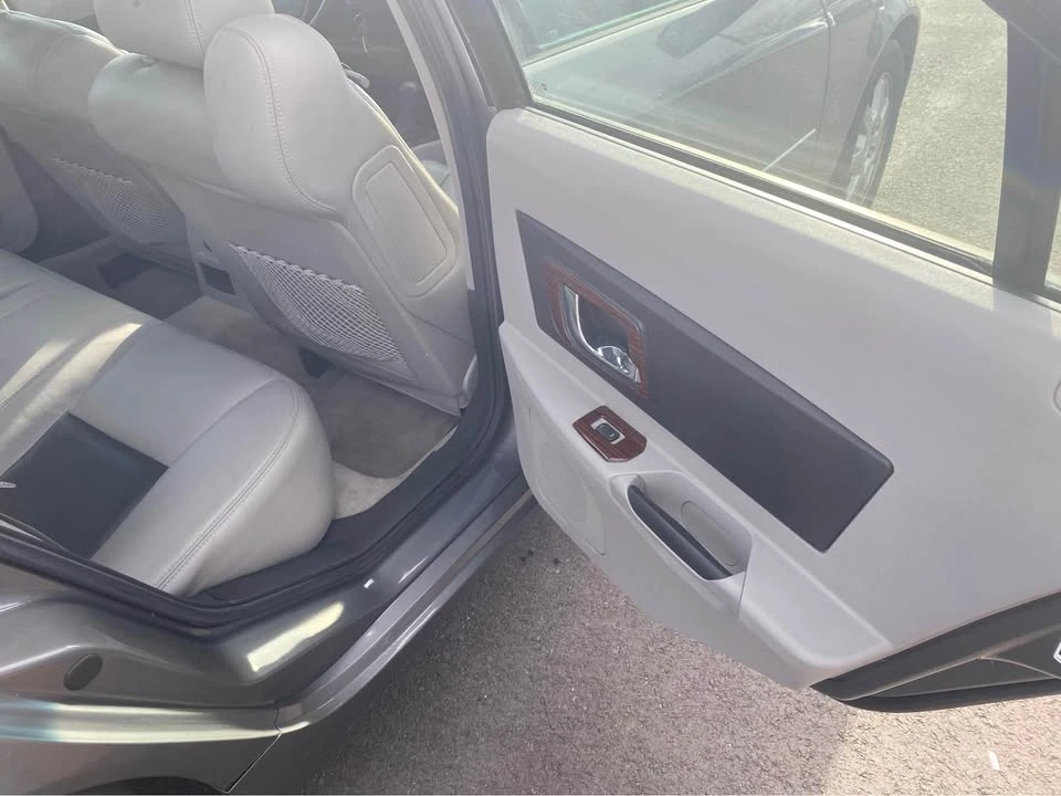 2005 Cadillac CTS 1st Gen - Image 11 of 18