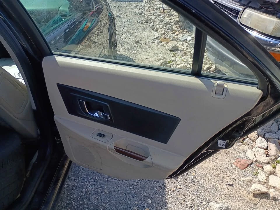 2005 Cadillac CTS 1st Gen - Image 10 of 14