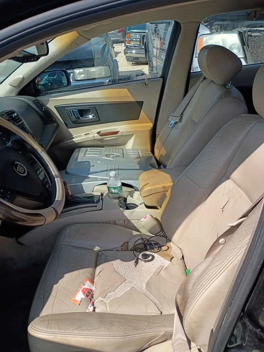 2005 Cadillac CTS 1st Gen - Image 9 of 14
