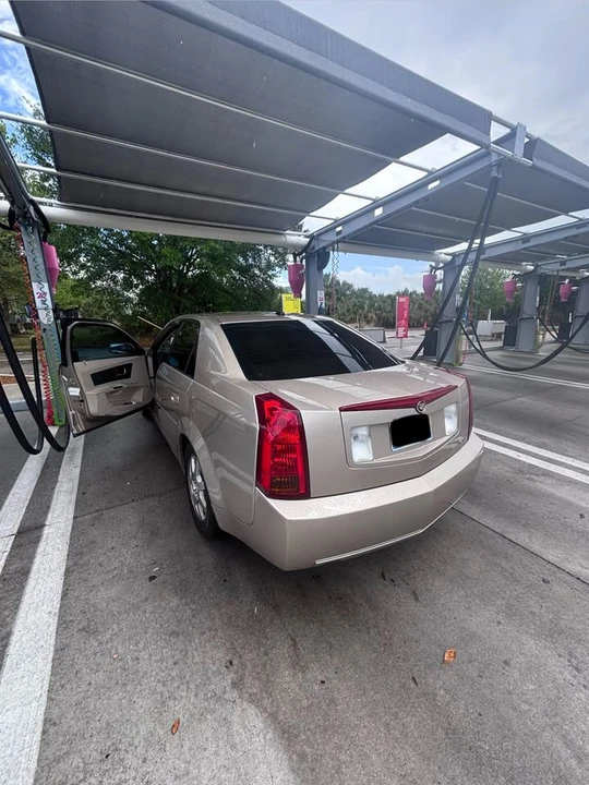 2005 Cadillac CTS 1st Gen - Image 5 of 8