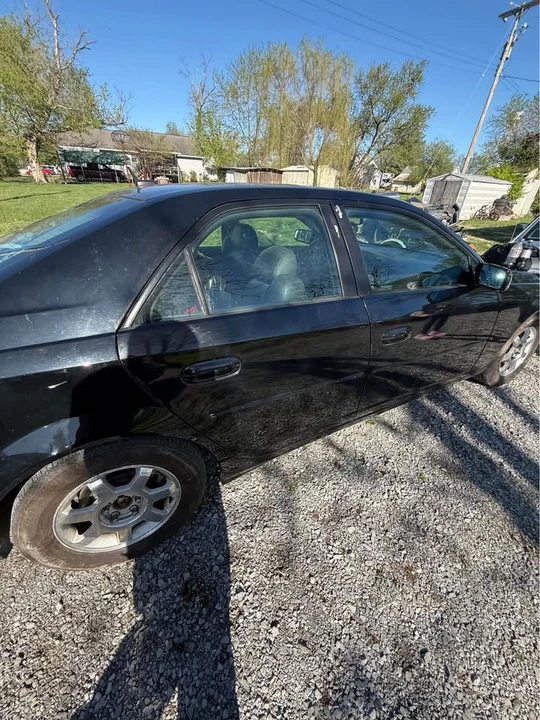 2005 Cadillac CTS 1st Gen - Image 5 of 13