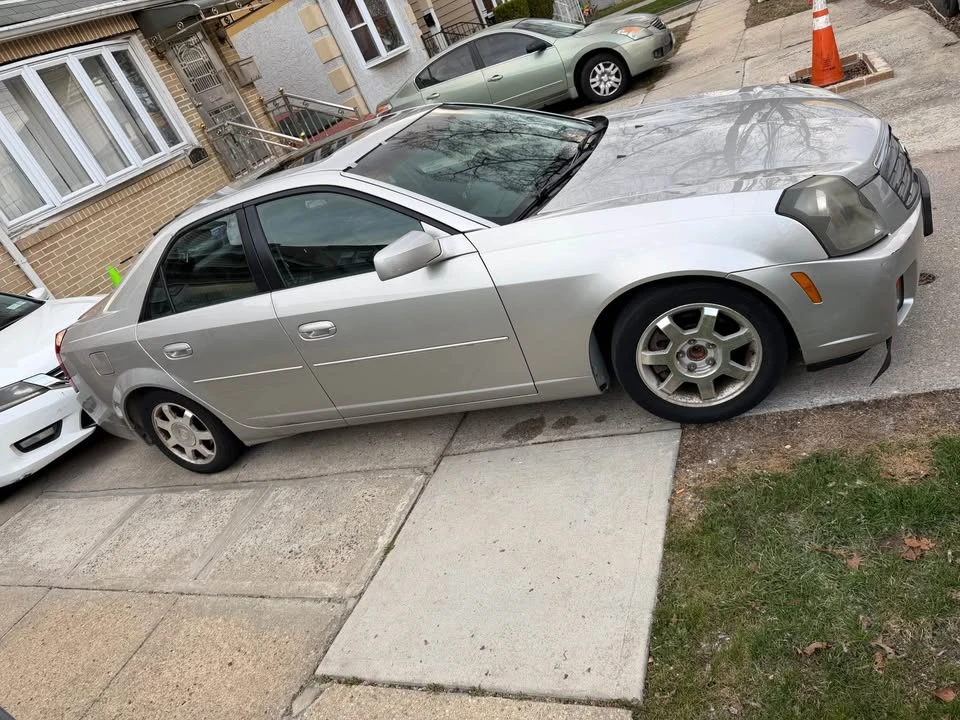 2005 Cadillac CTS 1st Gen - Image 2 of 11