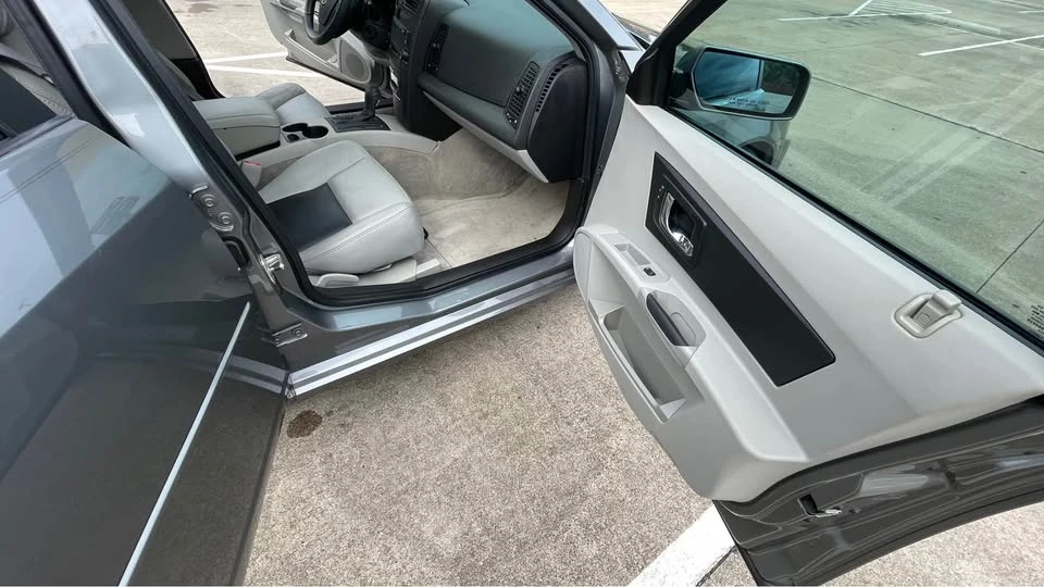 2005 Cadillac CTS 1st Gen - Image 11 of 14