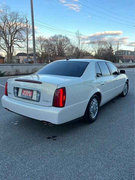 2005 Cadillac DeVille 8th Gen - Image 6 of 19