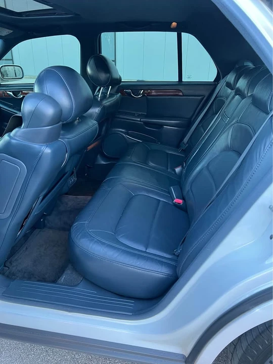 2005 Cadillac DeVille 8th Gen - Image 14 of 19
