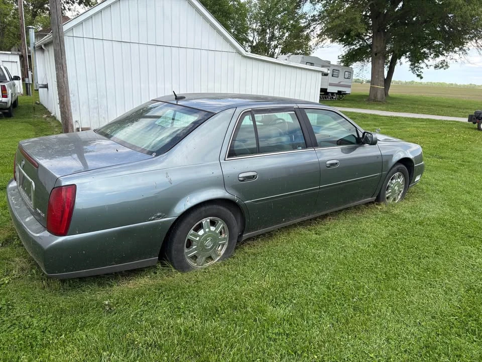 2005 Cadillac DeVille 8th Gen - Image 4 of 9