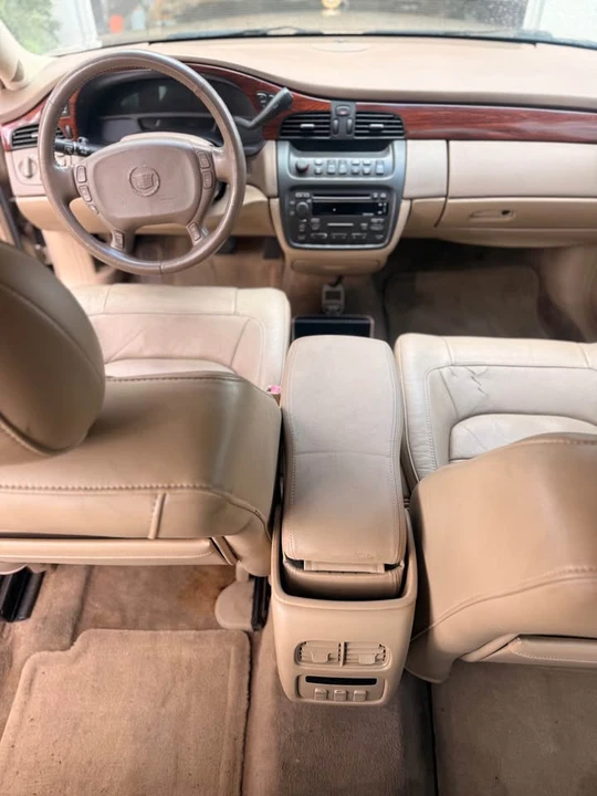 2005 Cadillac DeVille 8th Gen - Image 9 of 11