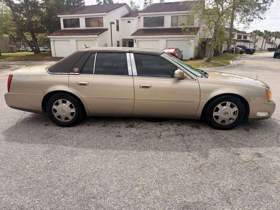 2005 Cadillac DeVille 8th Gen - Image 6 of 11
