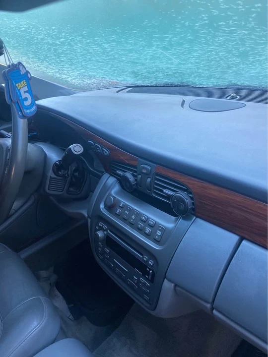 2005 Cadillac DeVille 8th Gen - Image 10 of 20