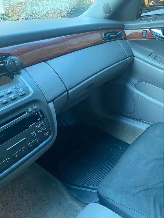 2005 Cadillac DeVille 8th Gen - Image 7 of 20