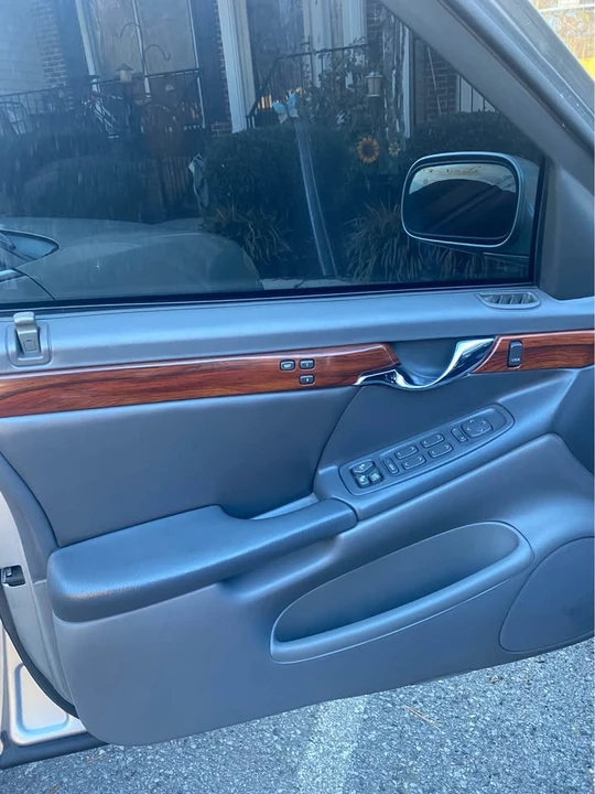 2005 Cadillac DeVille 8th Gen - Image 5 of 20