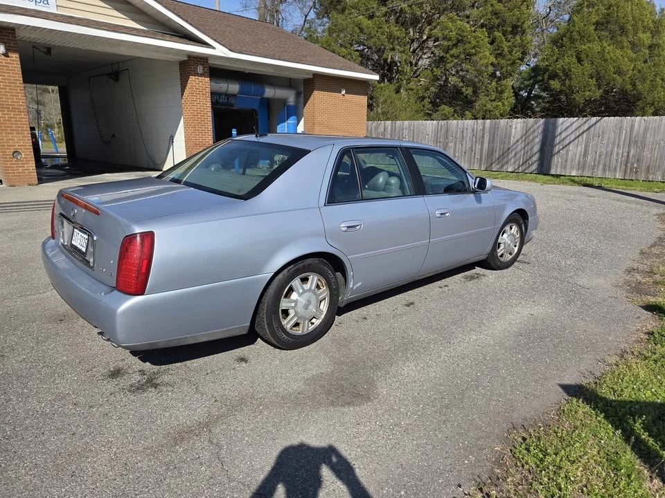2005 Cadillac DeVille 8th Gen - Image 2 of 7