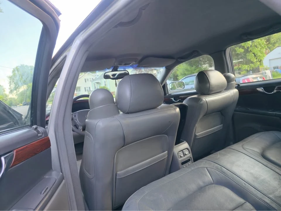 2005 Cadillac DeVille 8th Gen - Image 3 of 9