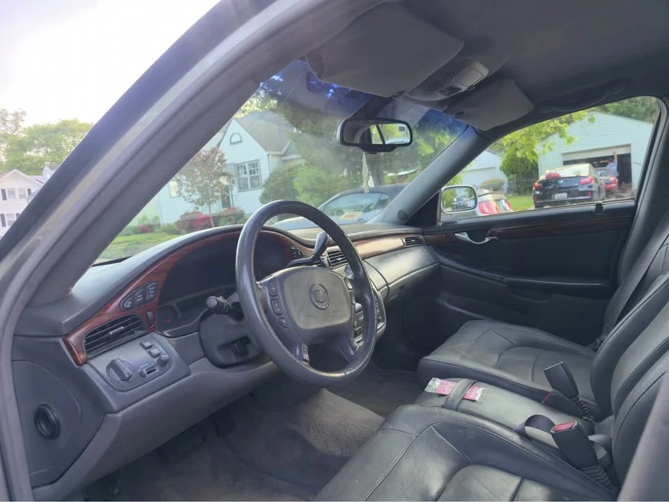 2005 Cadillac DeVille 8th Gen - Image 8 of 9