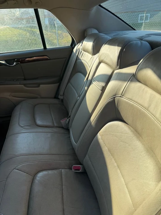 2005 Cadillac DTS - Image 5 of 7