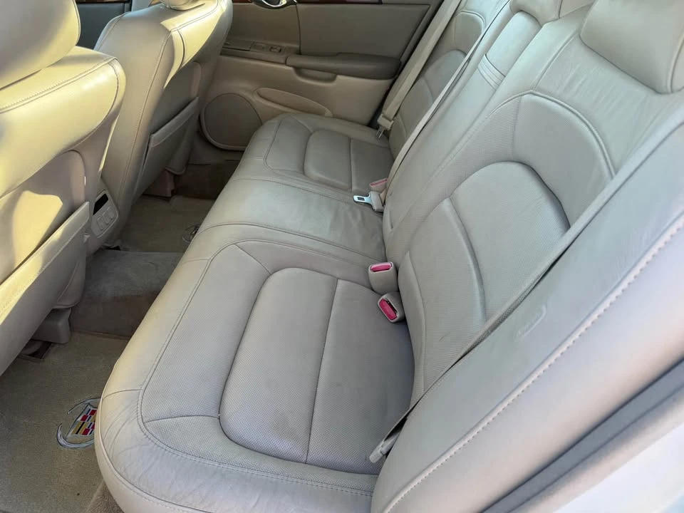 2005 Cadillac DTS - Image 8 of 10