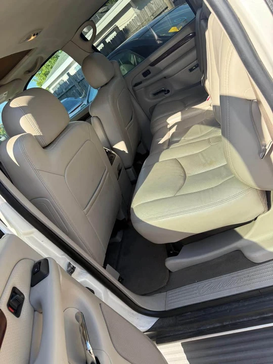 2005 Cadillac Escalade & EXT 2nd Gen - Image 7 of 17