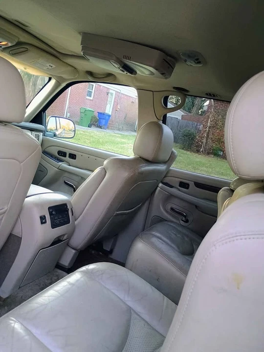 2005 Cadillac Escalade & EXT 2nd Gen - Image 6 of 8