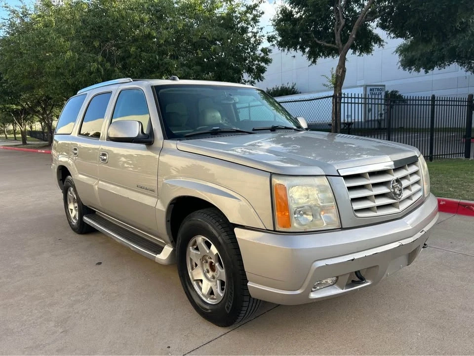 2005 Cadillac Escalade & EXT 2nd Gen - Image 12 of 13