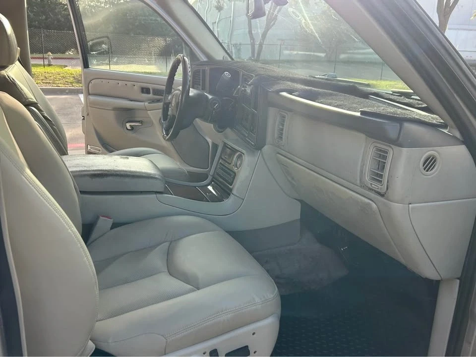 2005 Cadillac Escalade & EXT 2nd Gen - Image 9 of 13