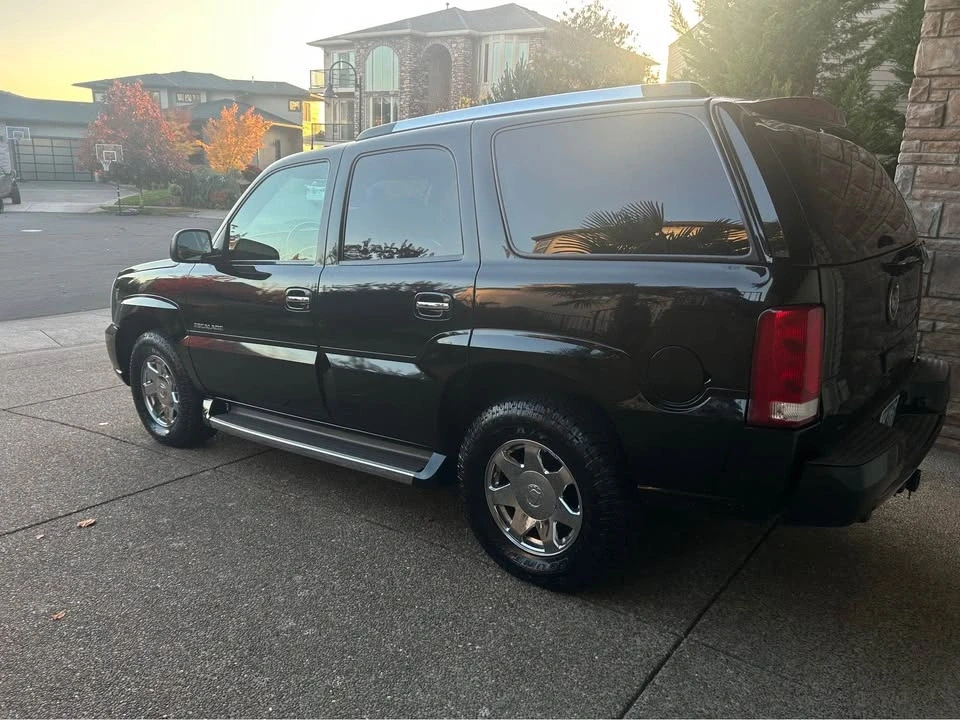 2005 Cadillac Escalade & EXT 2nd Gen - Image 3 of 17