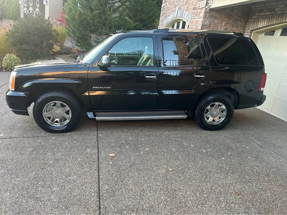 2005 Cadillac Escalade & EXT 2nd Gen - Image 2 of 17