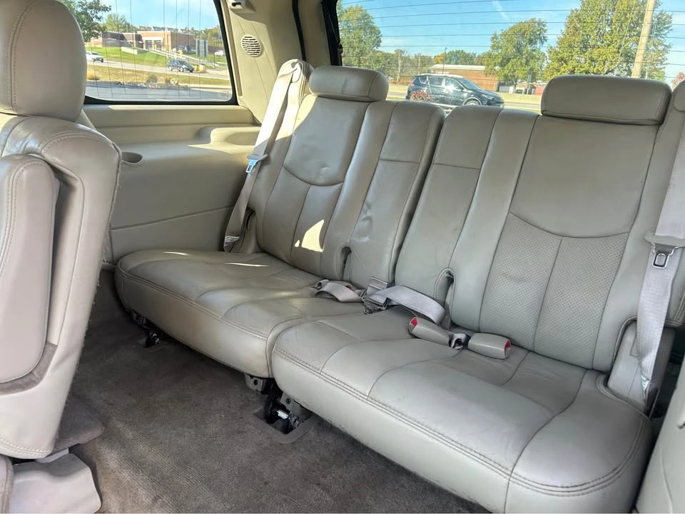 2005 Cadillac Escalade & EXT 2nd Gen - Image 9 of 12