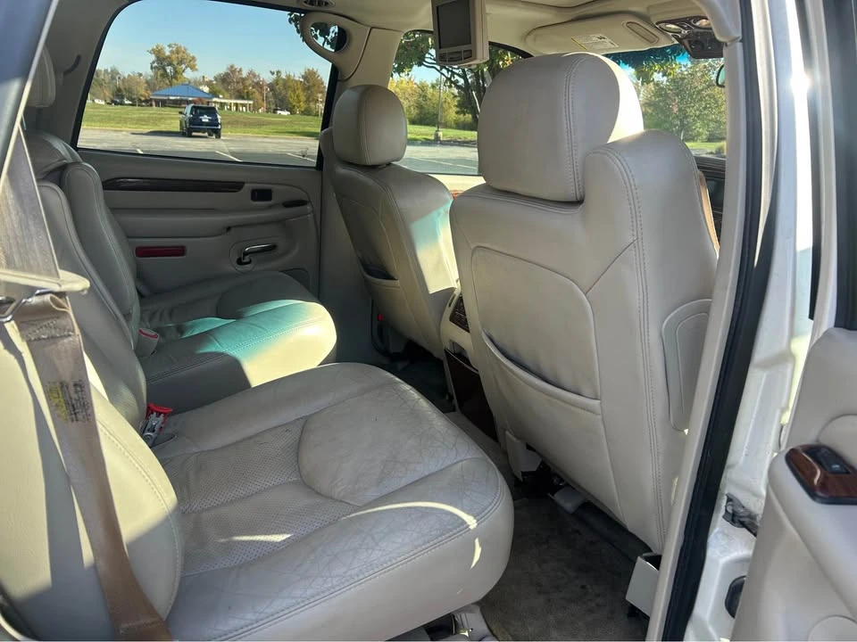 2005 Cadillac Escalade & EXT 2nd Gen - Image 7 of 12
