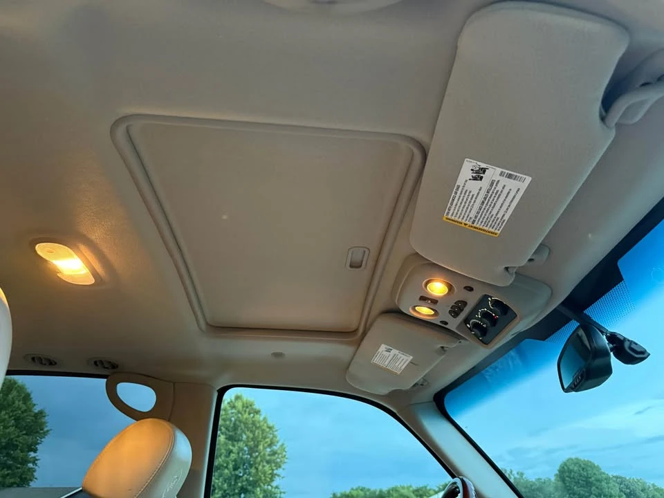 2005 Cadillac Escalade & EXT 2nd Gen - Image 13 of 15