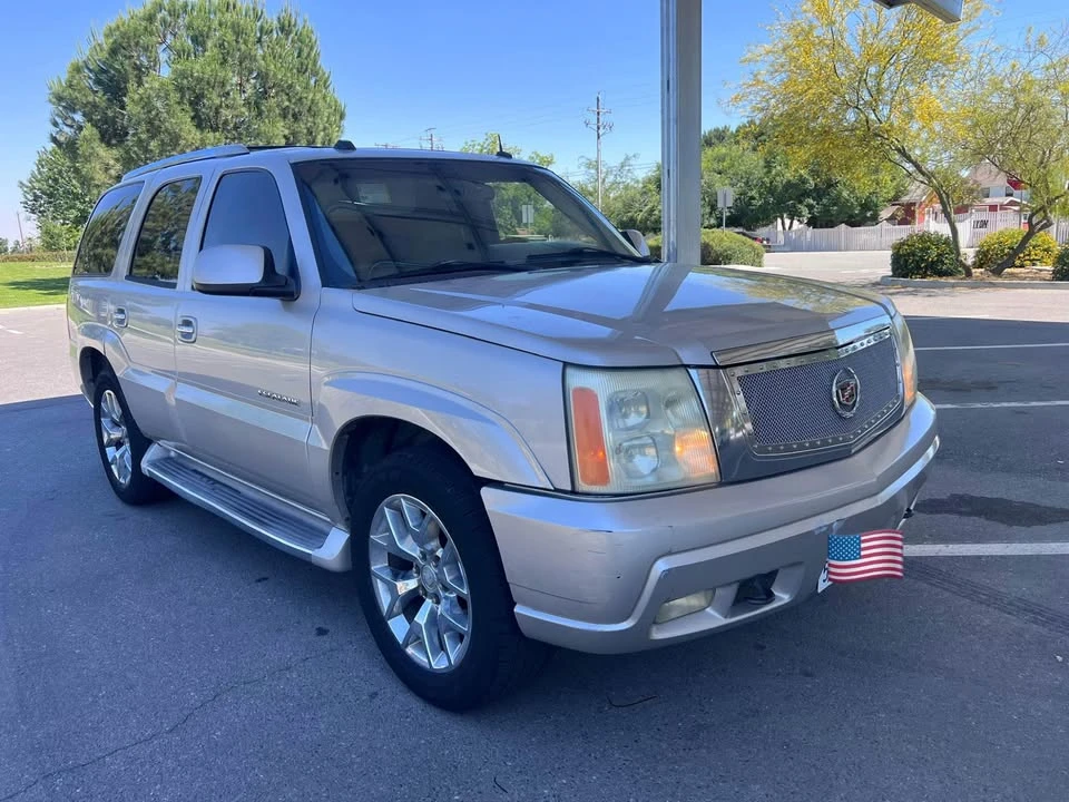 2005 Cadillac Escalade & EXT 2nd Gen - Image 6 of 9
