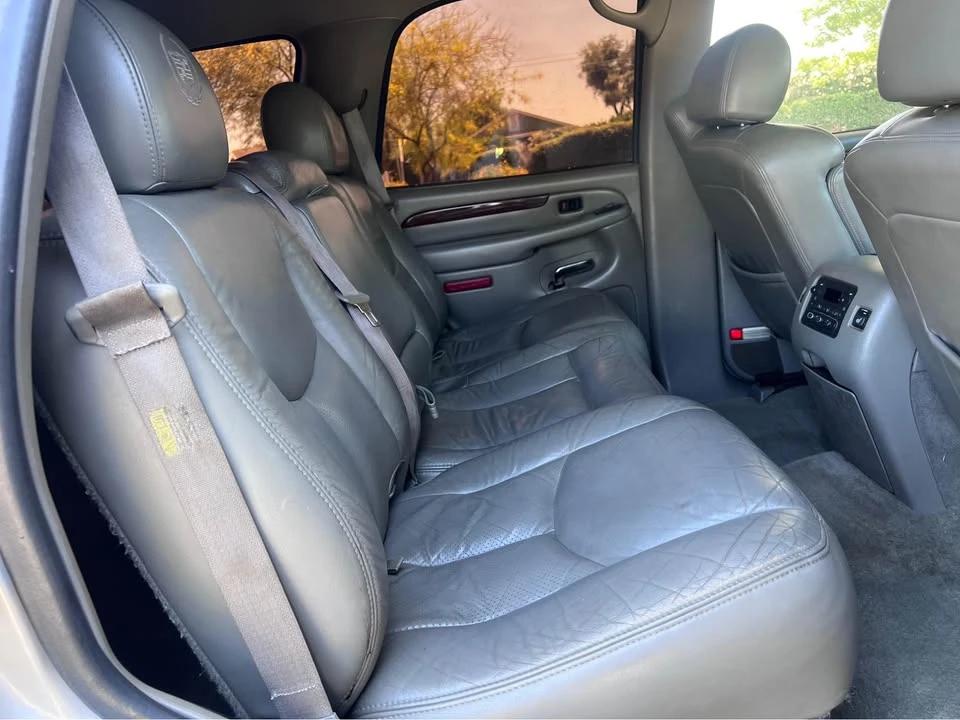 2005 Cadillac Escalade & EXT 2nd Gen - Image 4 of 9