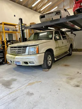 2005 Cadillac Escalade Premium Luxury