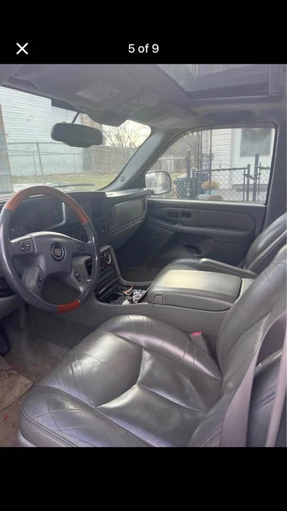 2005 Cadillac Escalade & EXT 2nd Gen - Image 3 of 11