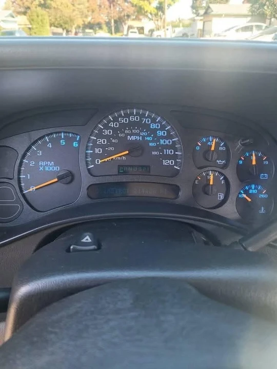 2005 Cadillac Escalade & EXT 2nd Gen - Image 5 of 8