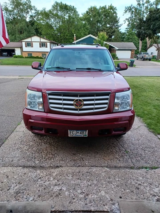 2005 Cadillac Escalade & EXT 2nd Gen - Image 3 of 18