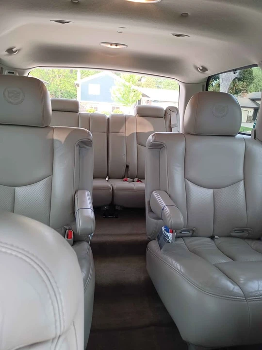 2005 Cadillac Escalade & EXT 2nd Gen - Image 16 of 18