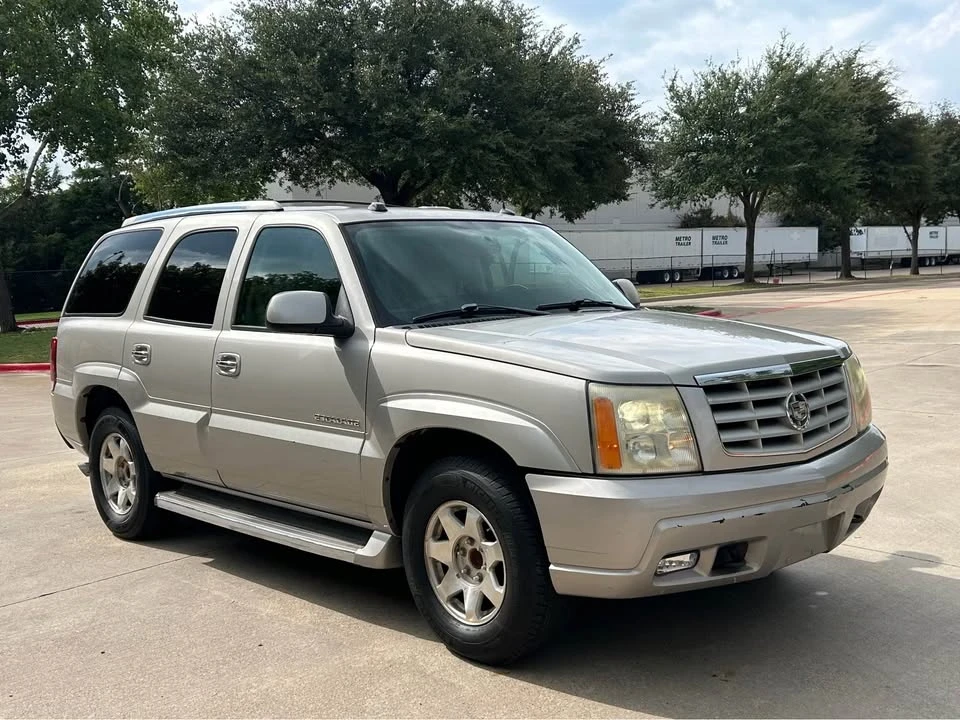 2005 Cadillac Escalade & EXT 2nd Gen - Image 9 of 12