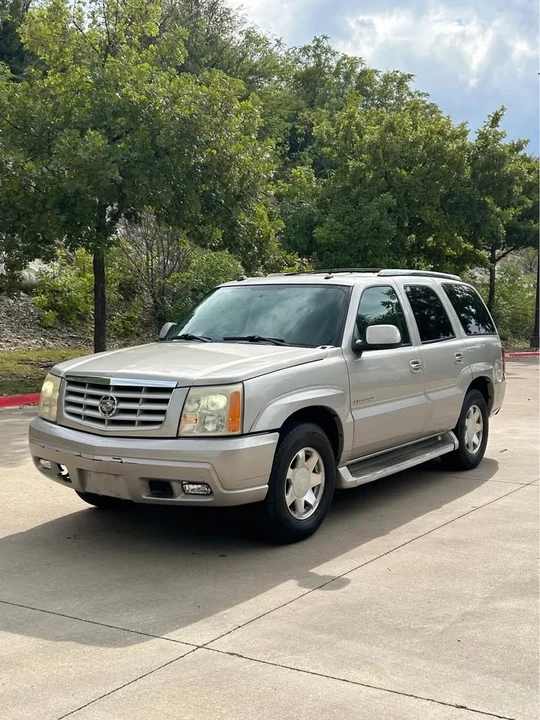 2005 Cadillac Escalade & EXT 2nd Gen - Image 12 of 12
