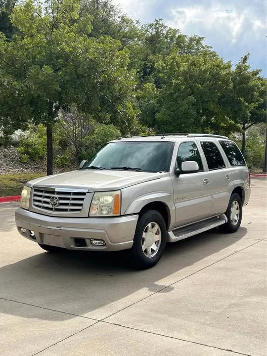 2005 Cadillac Escalade & EXT 2nd Gen - Image 11 of 12