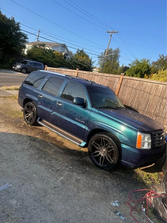 2005 Cadillac Escalade & EXT 2nd Gen - Image 6 of 12